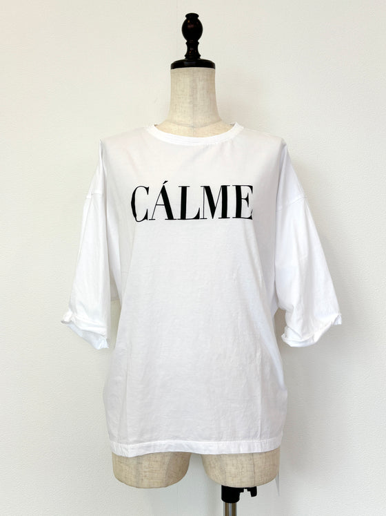 "CALME" ロゴ5部袖Tシャツ