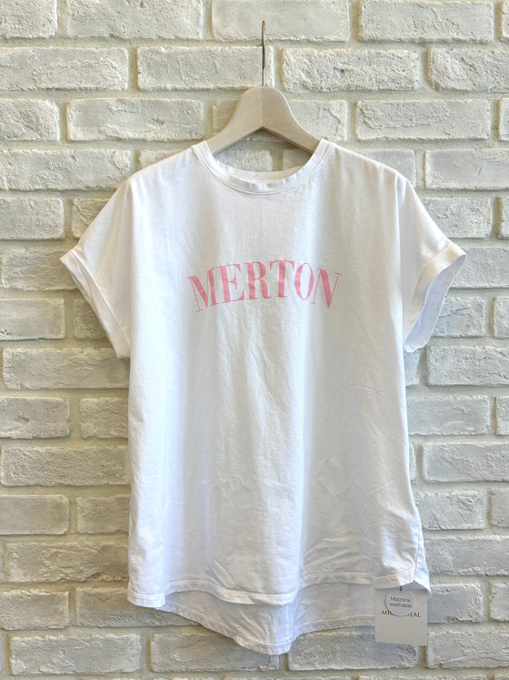 "MERTON" ロゴTシャツ